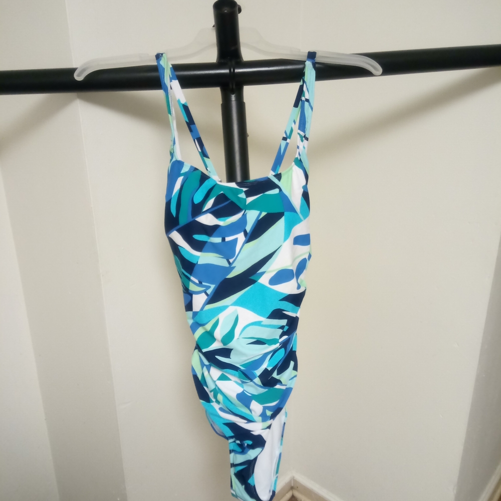 Nautica Size XL One Piece New With Tags